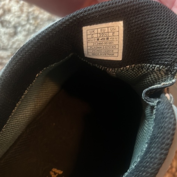 Tecnica women’s water proof hiking shoes - Picture 7 of 9